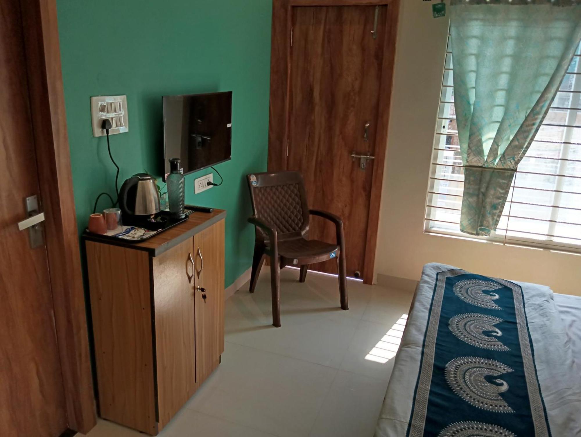 Hotel Shivashray Luxury Stays & Inn اوجاين المظهر الخارجي الصورة